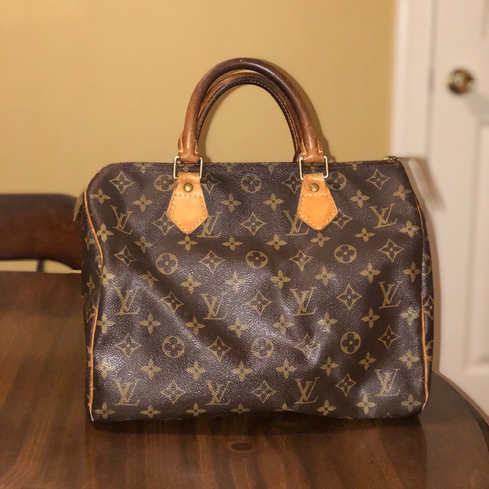 Louis Vuitton Speedy 35